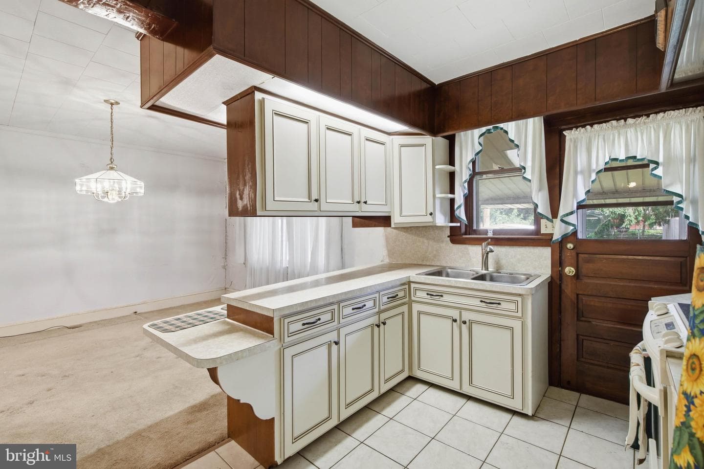 41 E Ross Street photo 10
