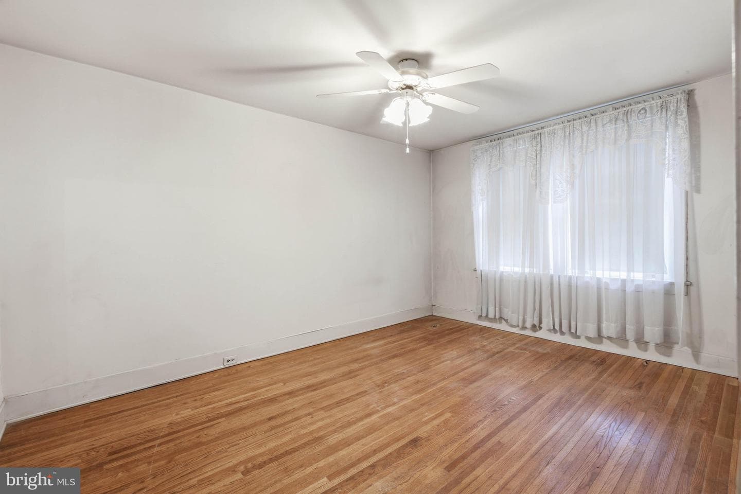41 E Ross Street photo 14