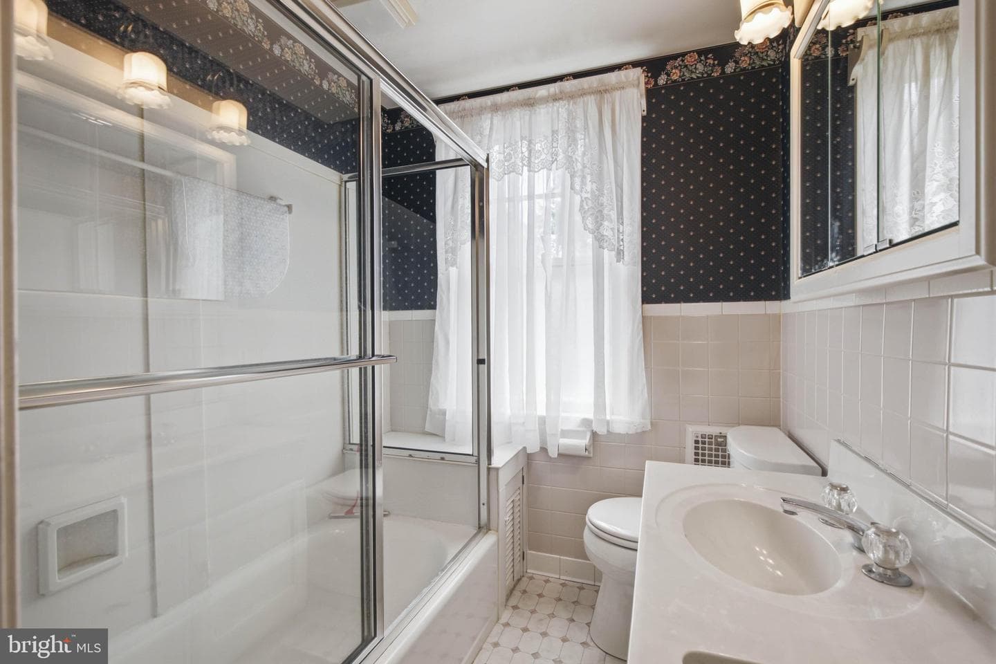 41 E Ross Street photo 16