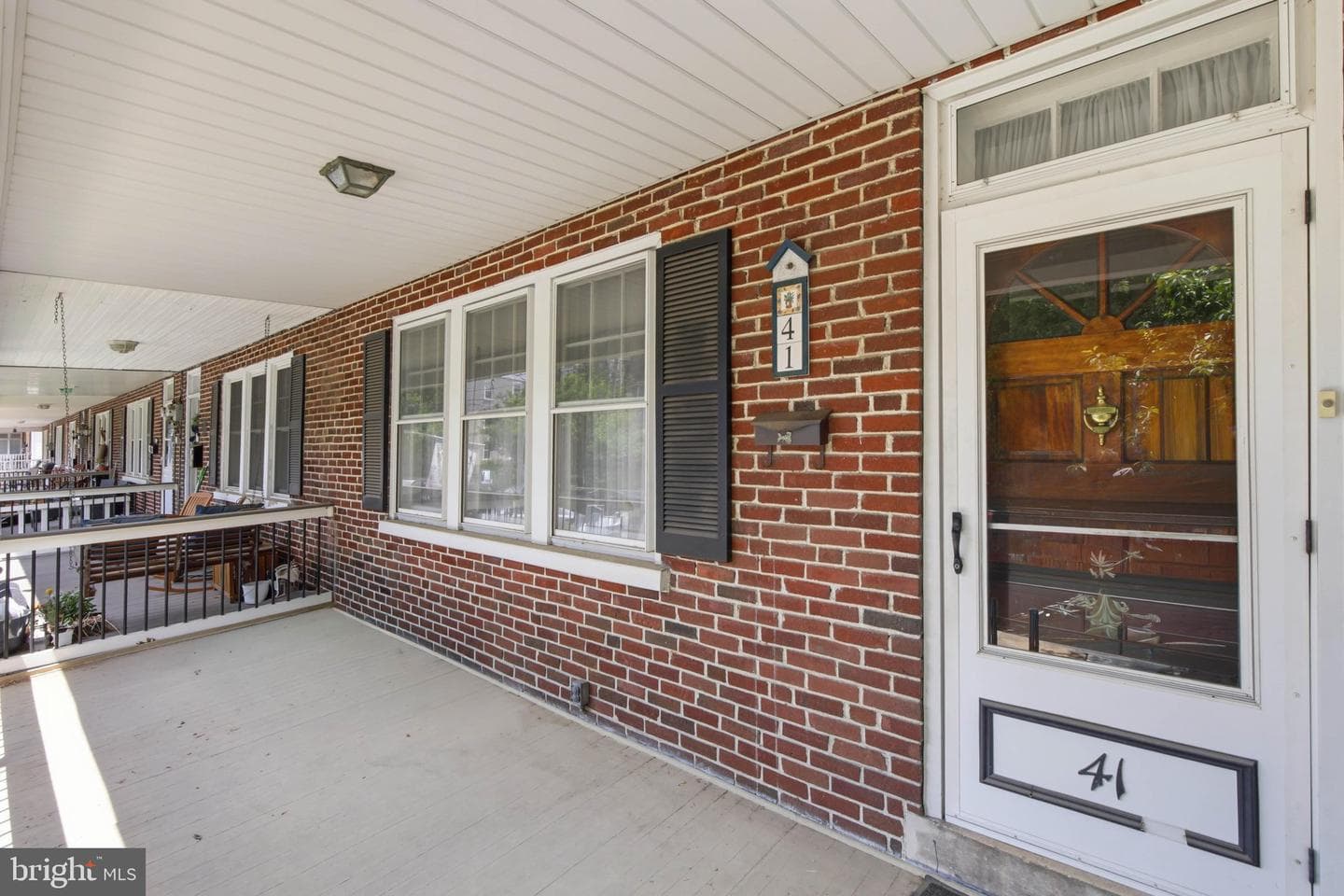 41 E Ross Street photo 3