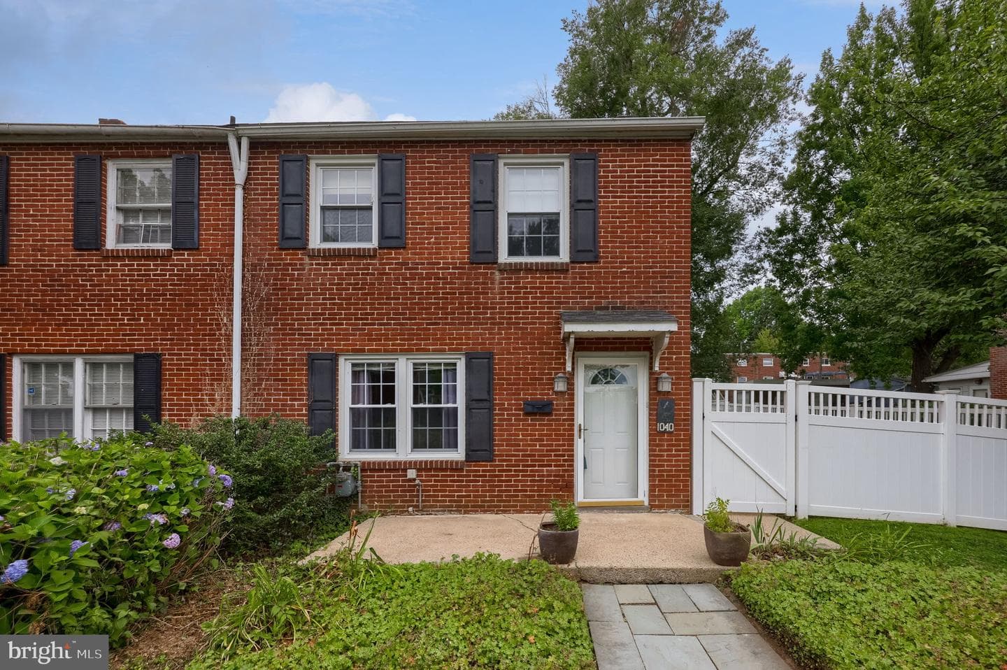 1040 E Orange Street, Lancaster
