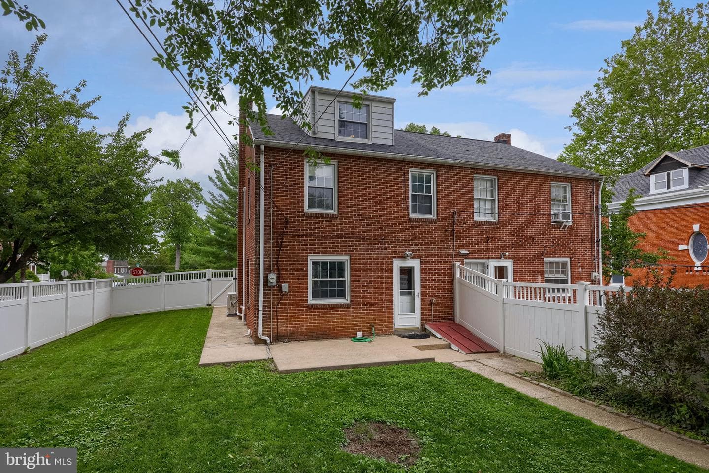 1040 E Orange Street photo 9