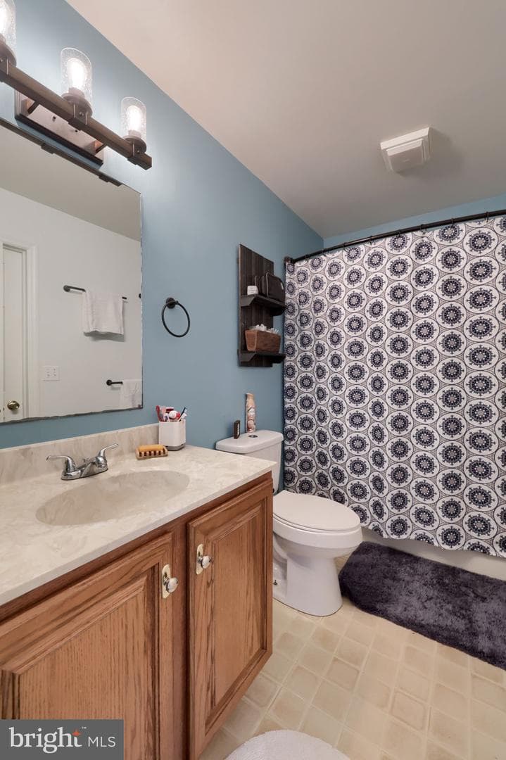 38 Battens Circle photo 21