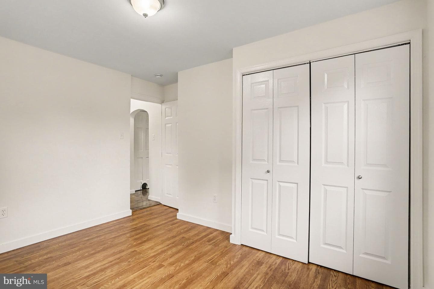 237 Noble Street photo 17