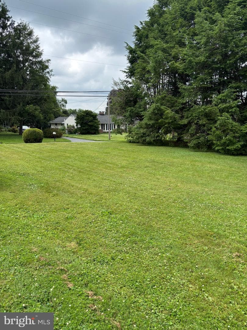 2 Hoover Road photo 20