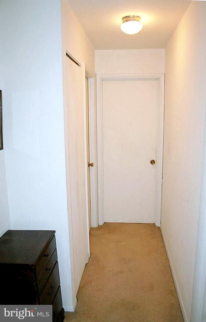 914 W Fairway Drive photo 12