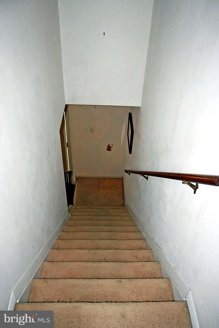 914 W Fairway Drive photo 14