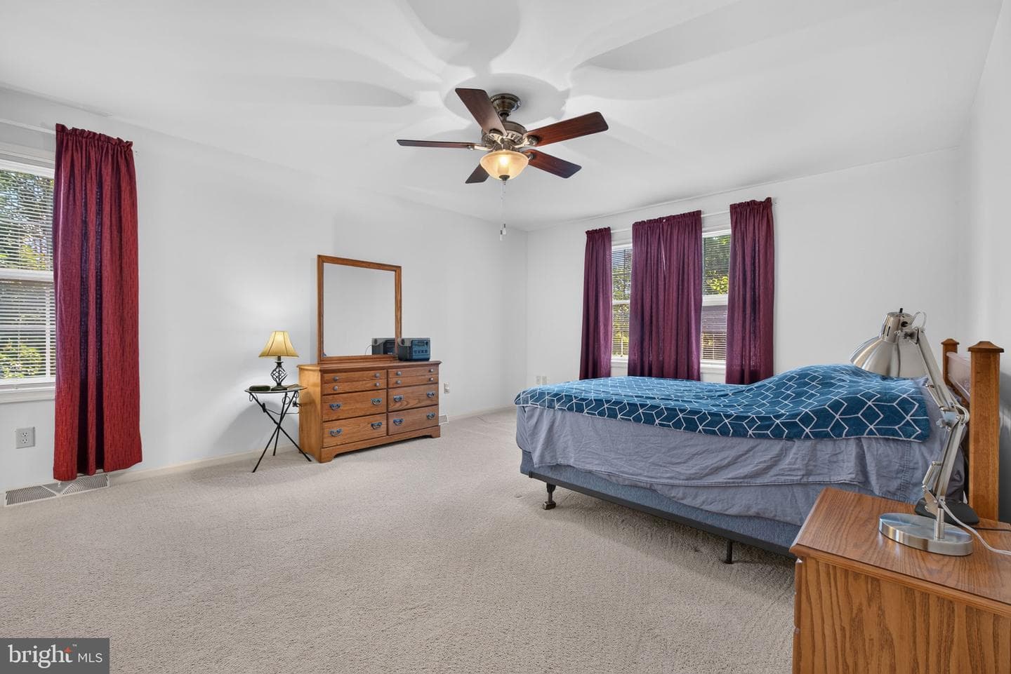 118 E Scout Alley photo 18