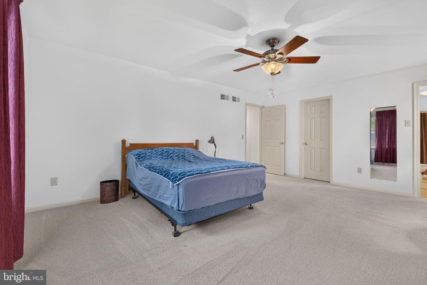 118 E Scout Alley photo 19
