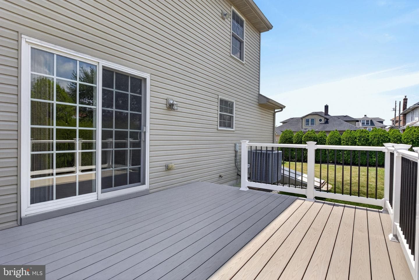 118 E Scout Alley photo 33