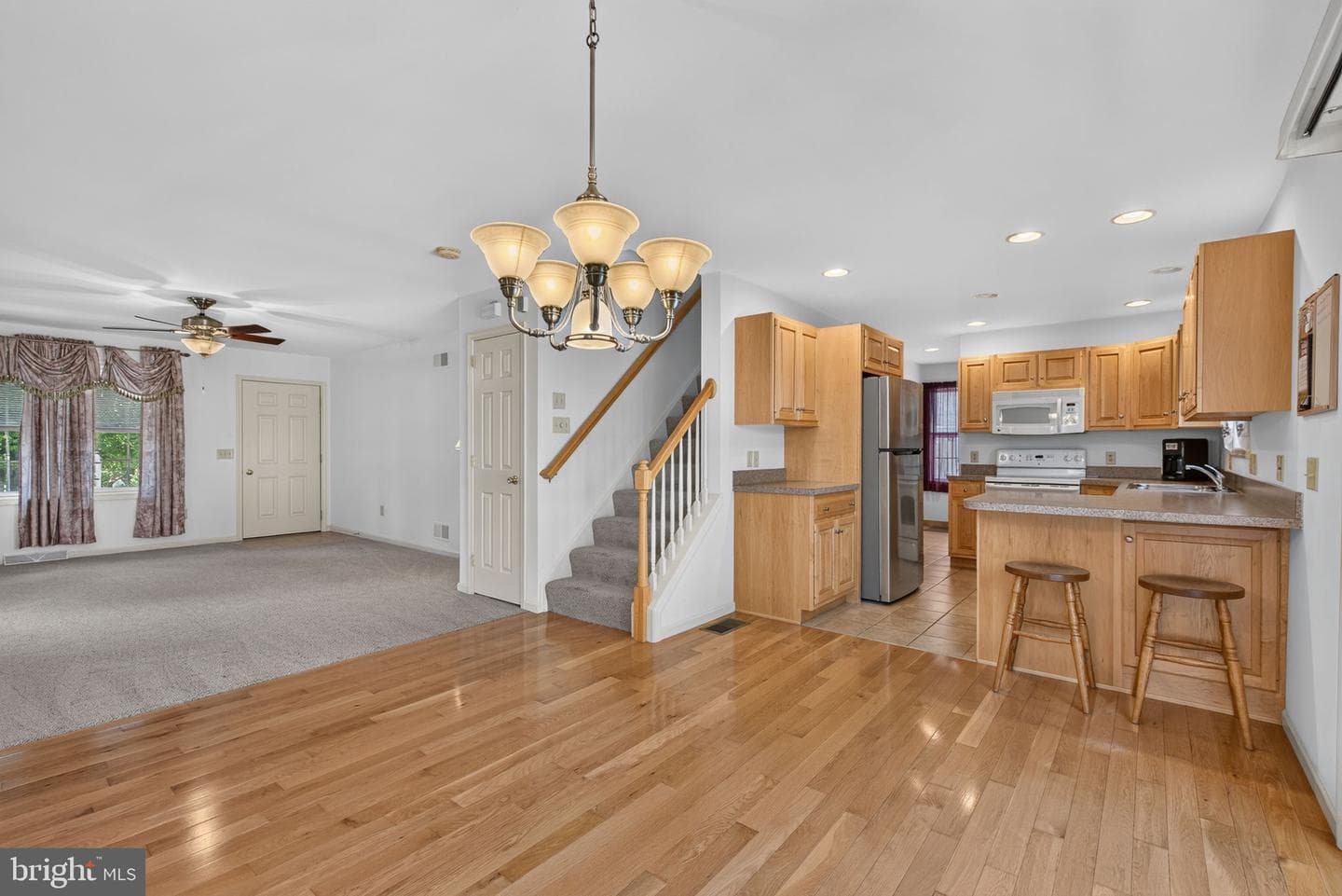118 E Scout Alley photo 9
