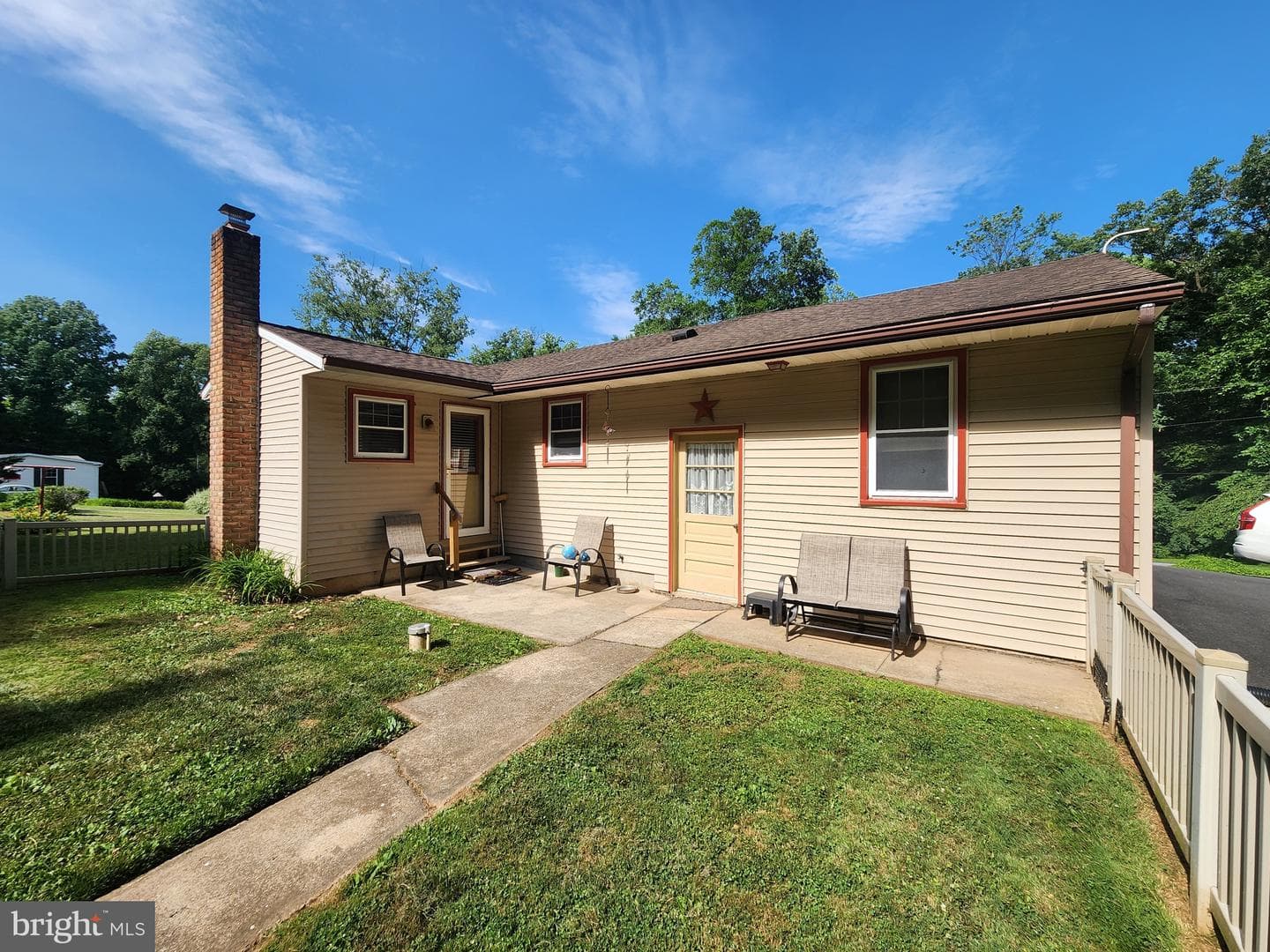 1217 Pieffer Hill Road photo 4
