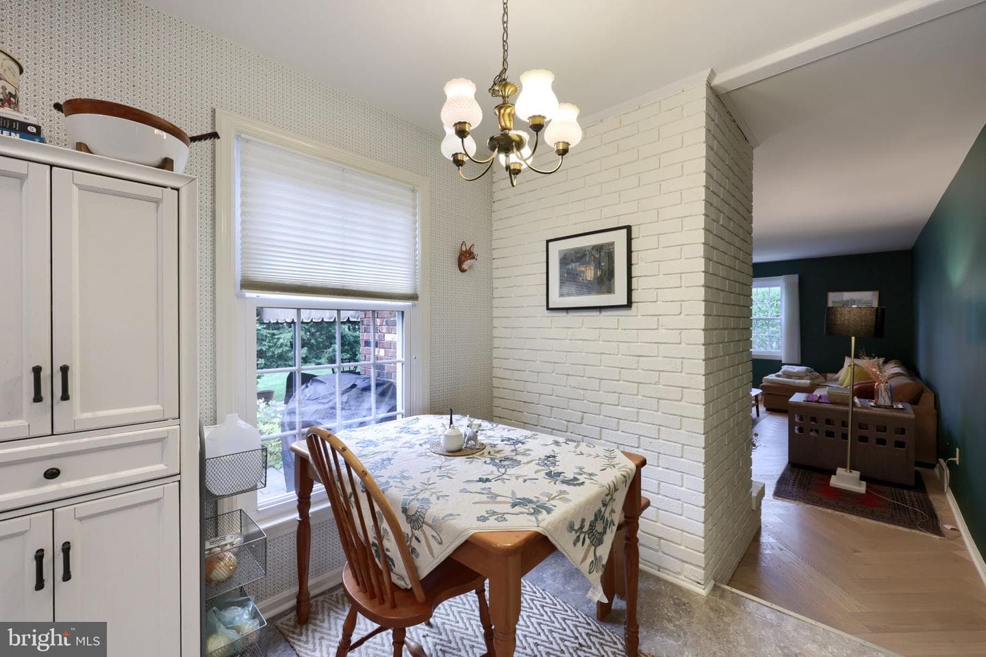 1856 Beverly Drive photo 18