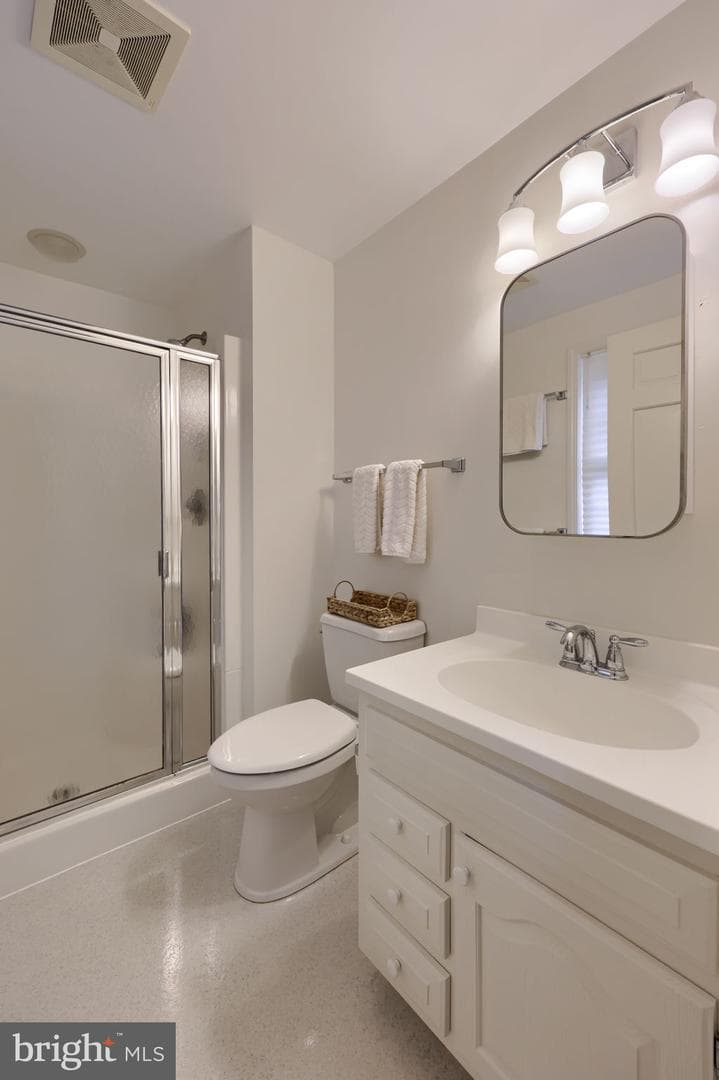 1856 Beverly Drive photo 32
