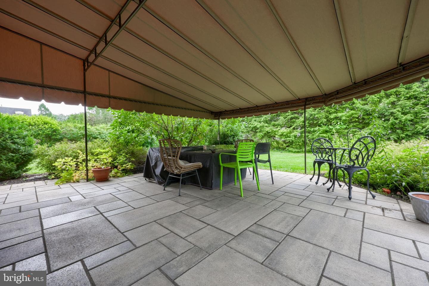 1856 Beverly Drive photo 33