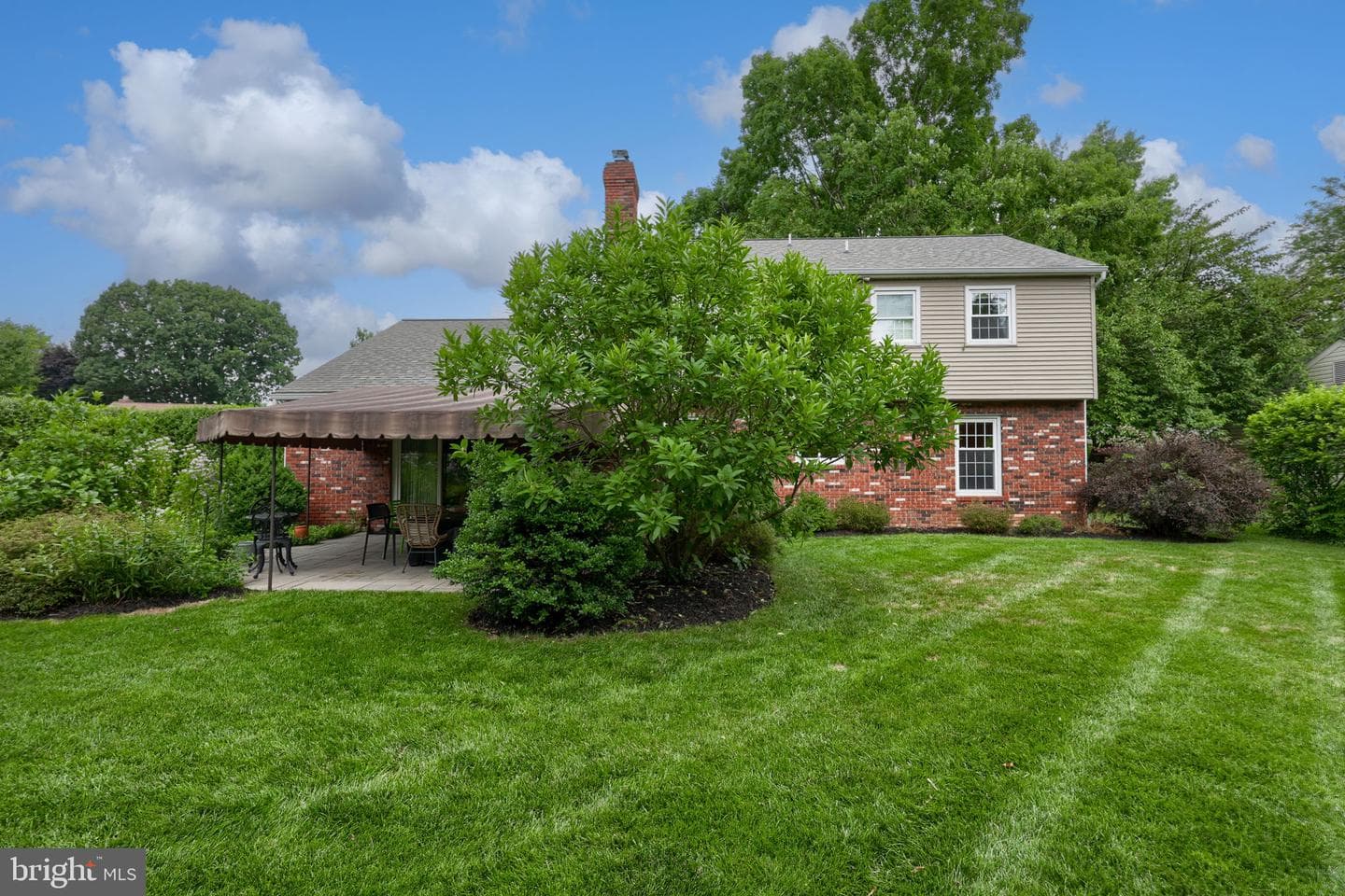 1856 Beverly Drive photo 35