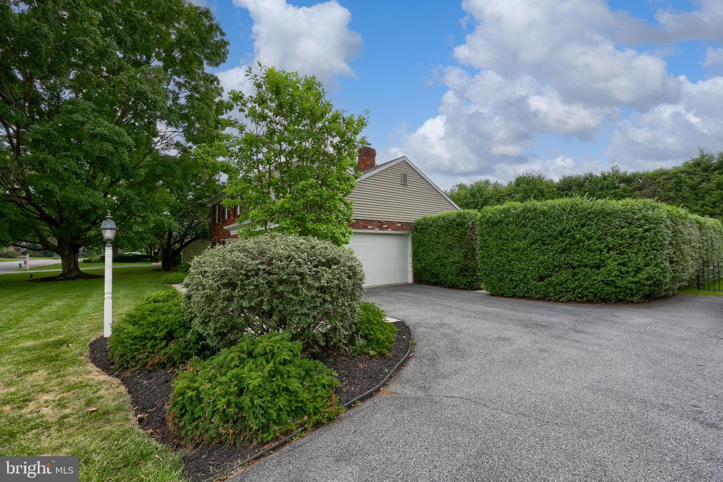 1856 Beverly Drive photo 37