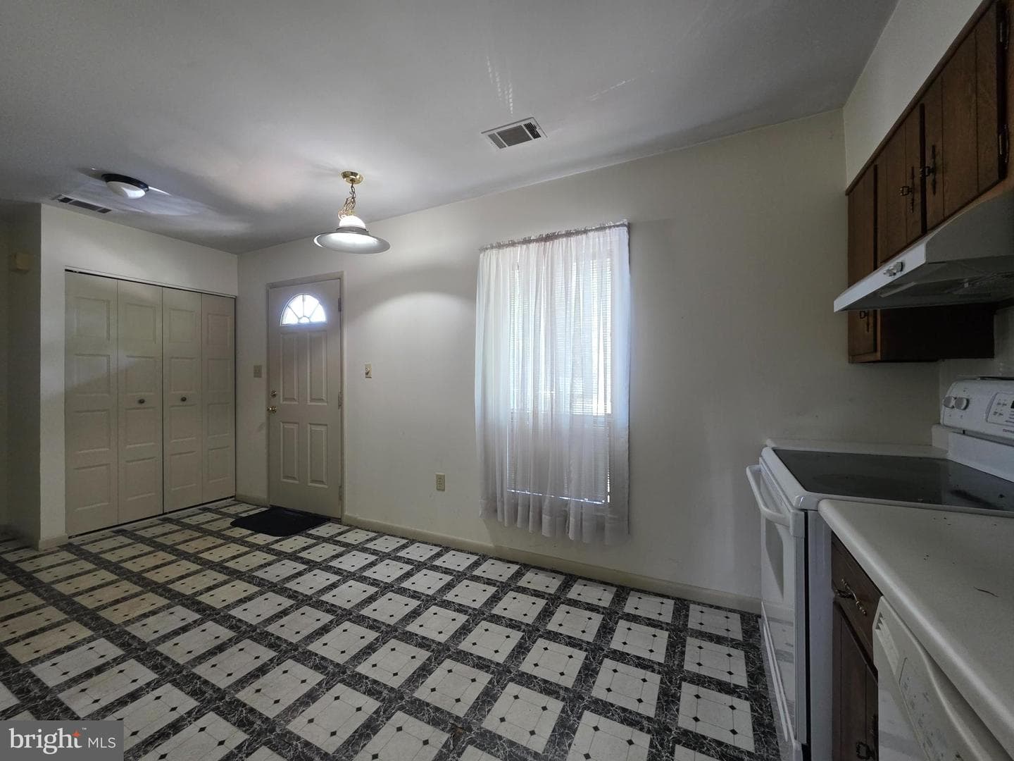 543 Cloverbrook Dr, Ephrata