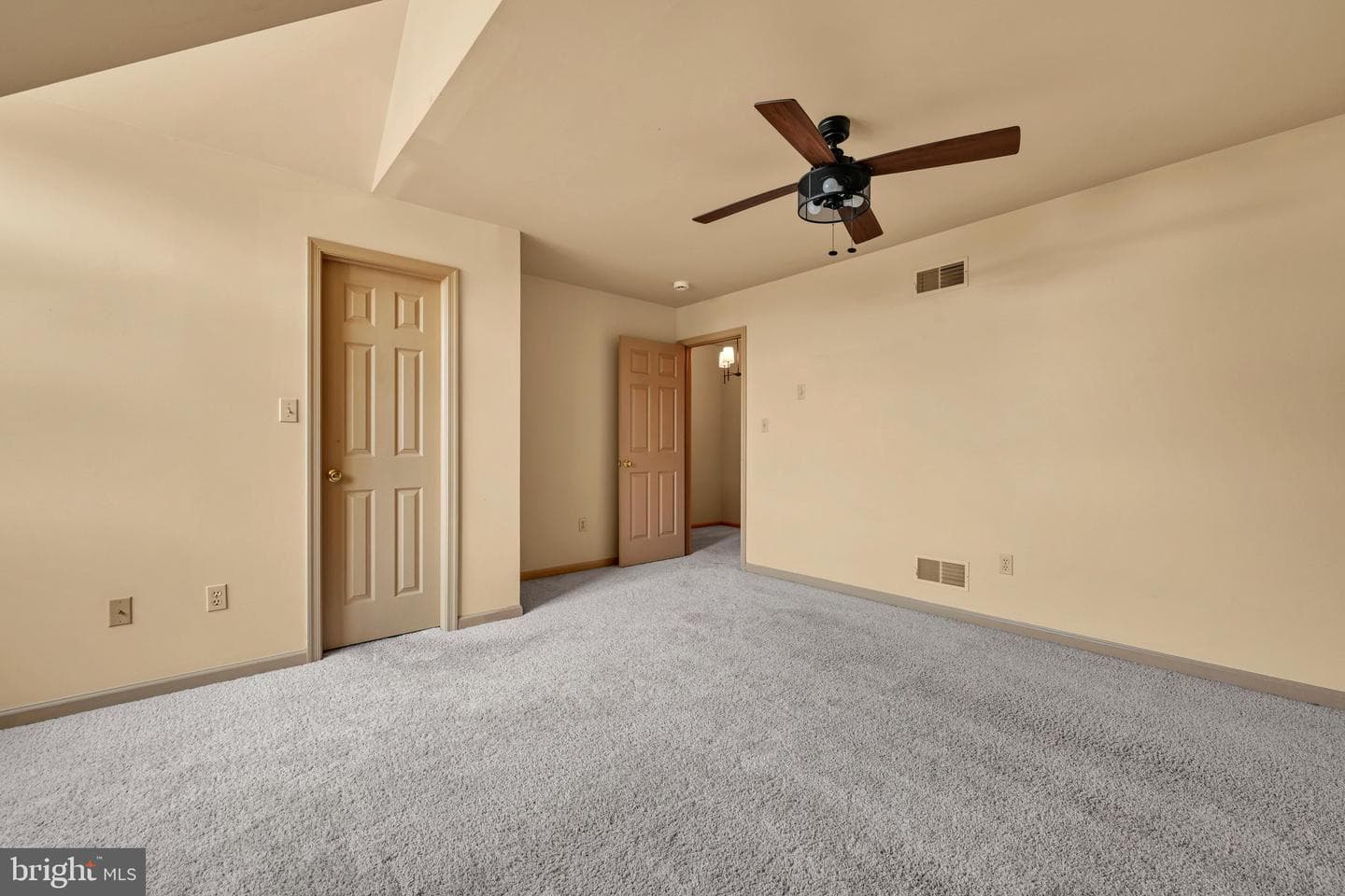 51 Ironstone Drive photo 16