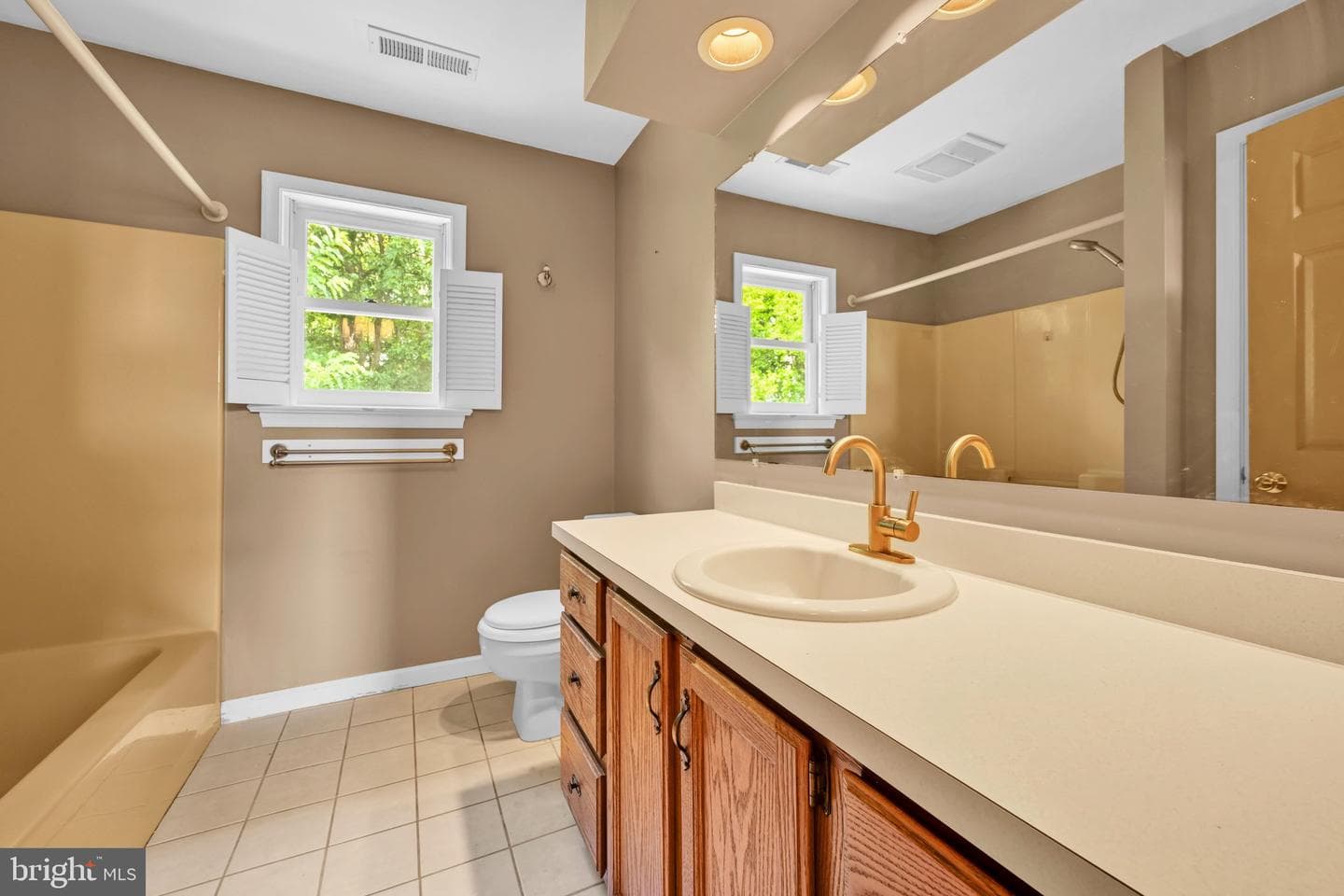 51 Ironstone Drive photo 17