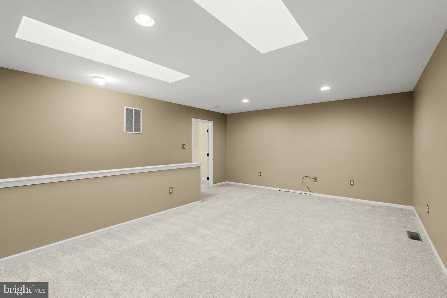 16 Rumford Court photo 31