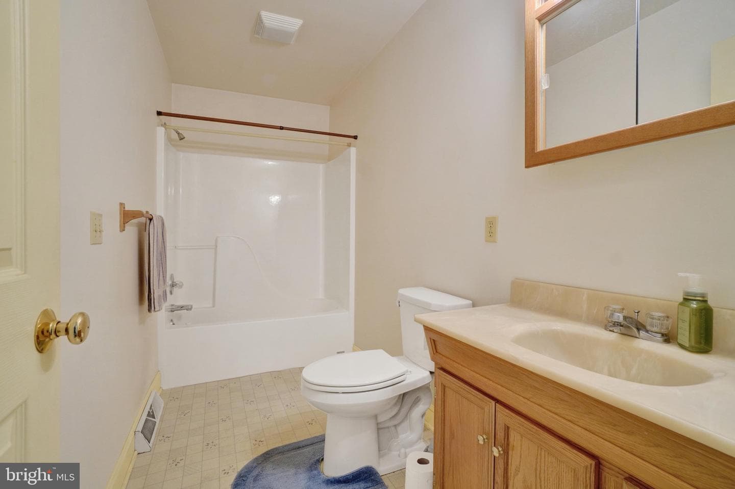176 Falmouth Road photo 11