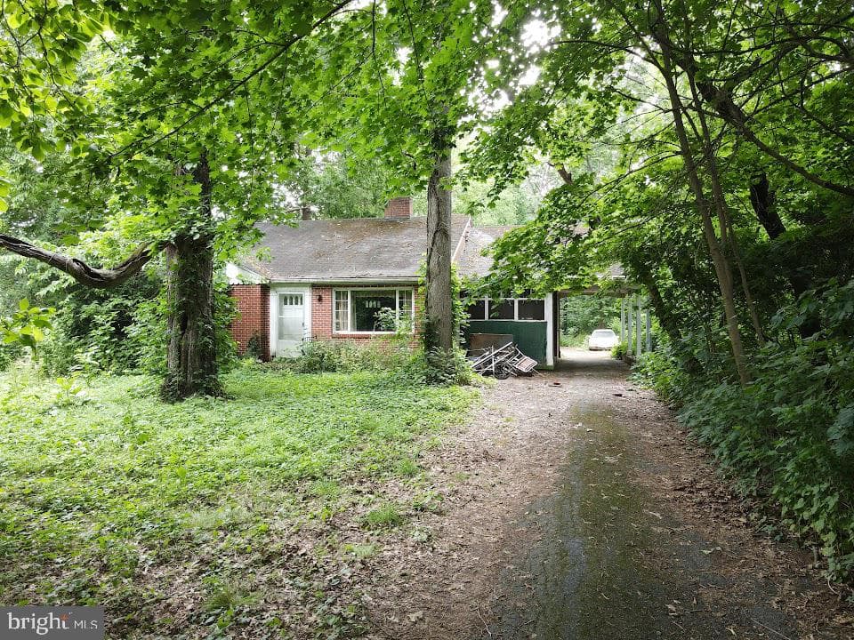 1733 Lancaster Rd, Manheim