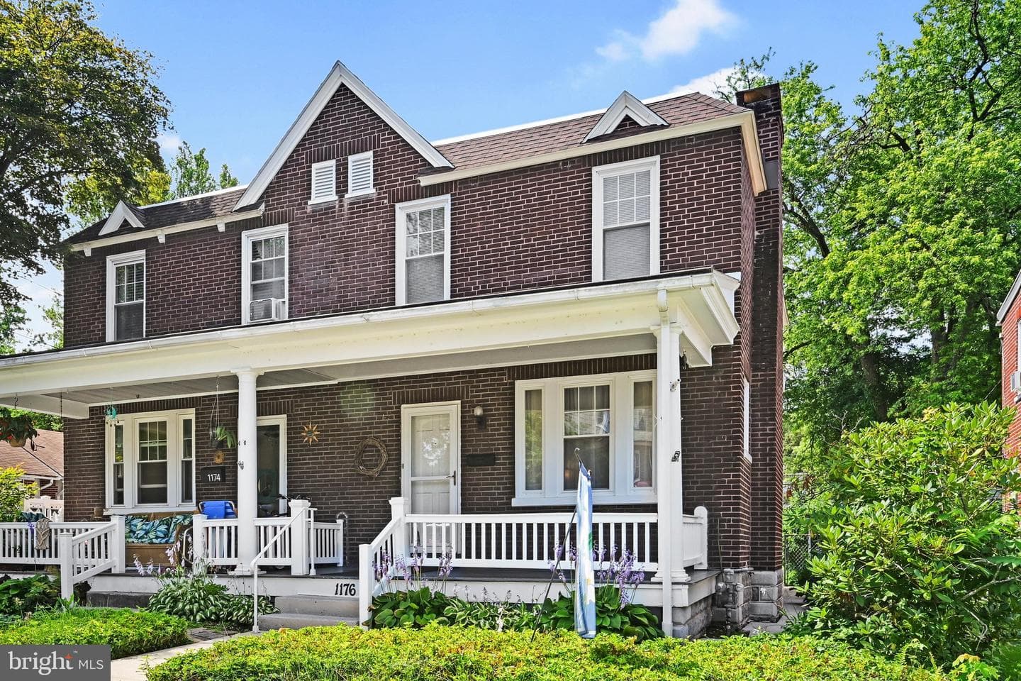 1176 Maple Avenue, Lancaster