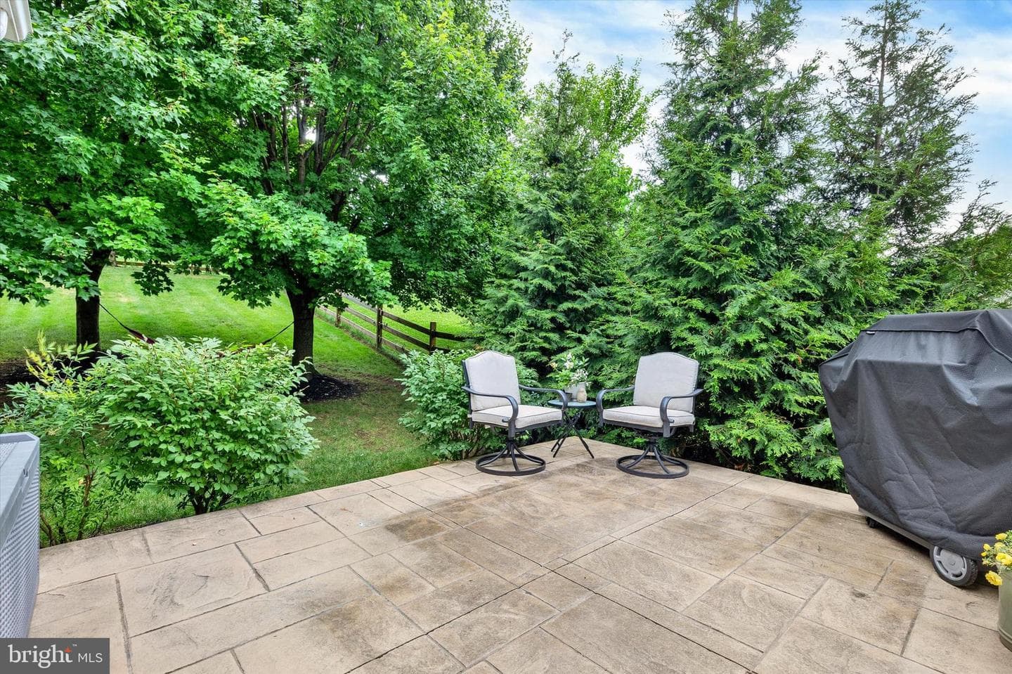 1283 Cedar Avenue photo 42