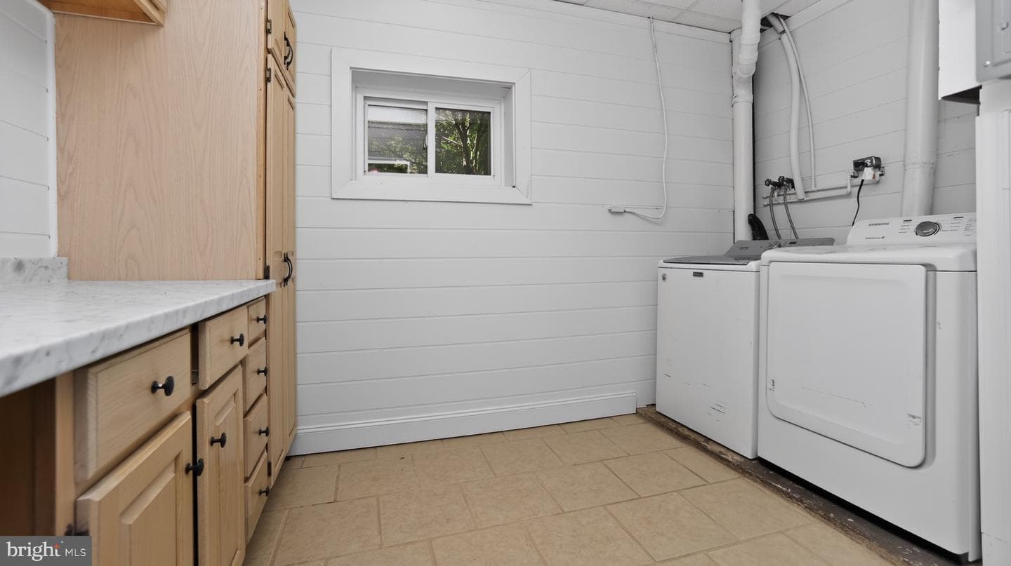 111 Water St photo 34