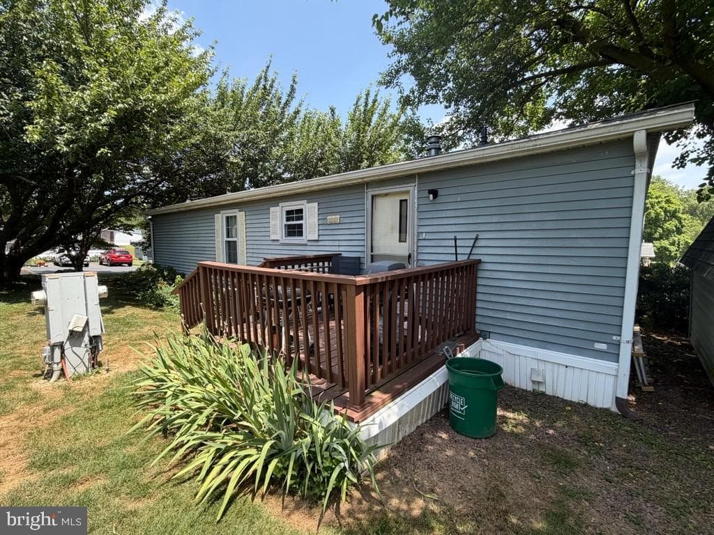 105 Dovefield Dr photo 15