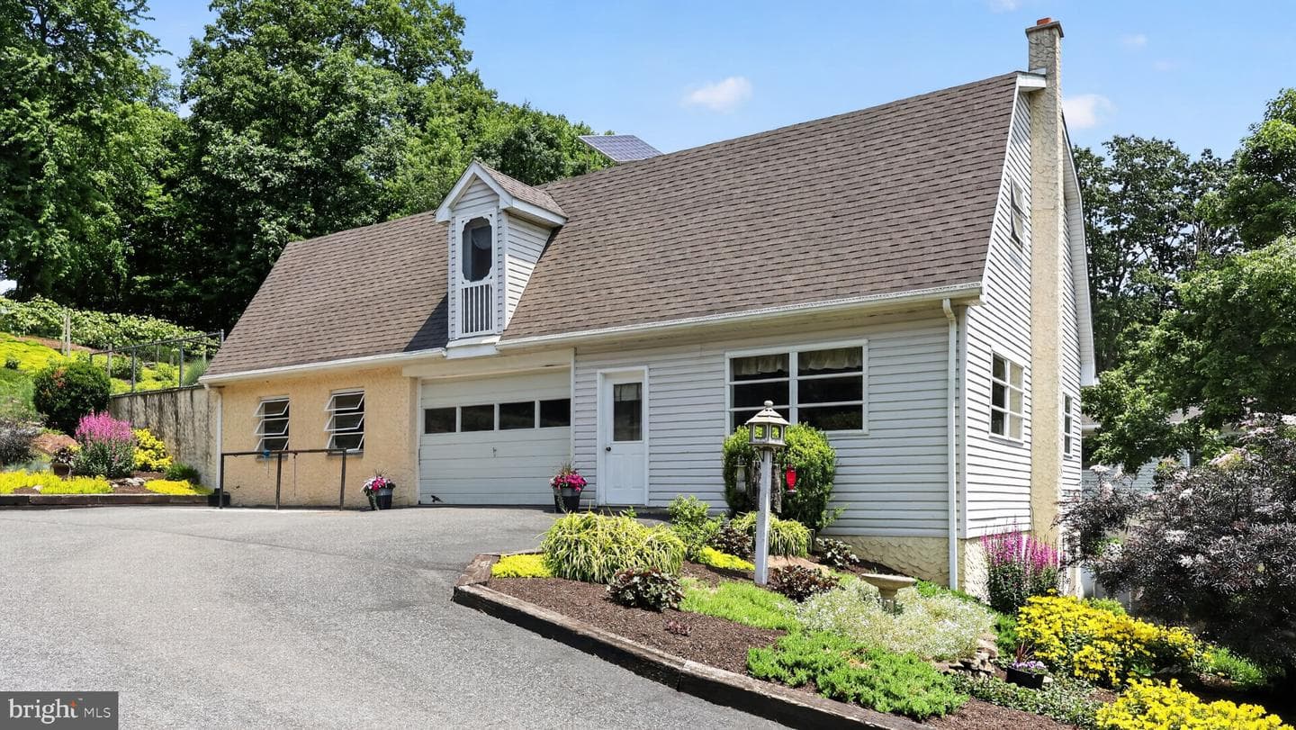 257 Hill Road photo 42