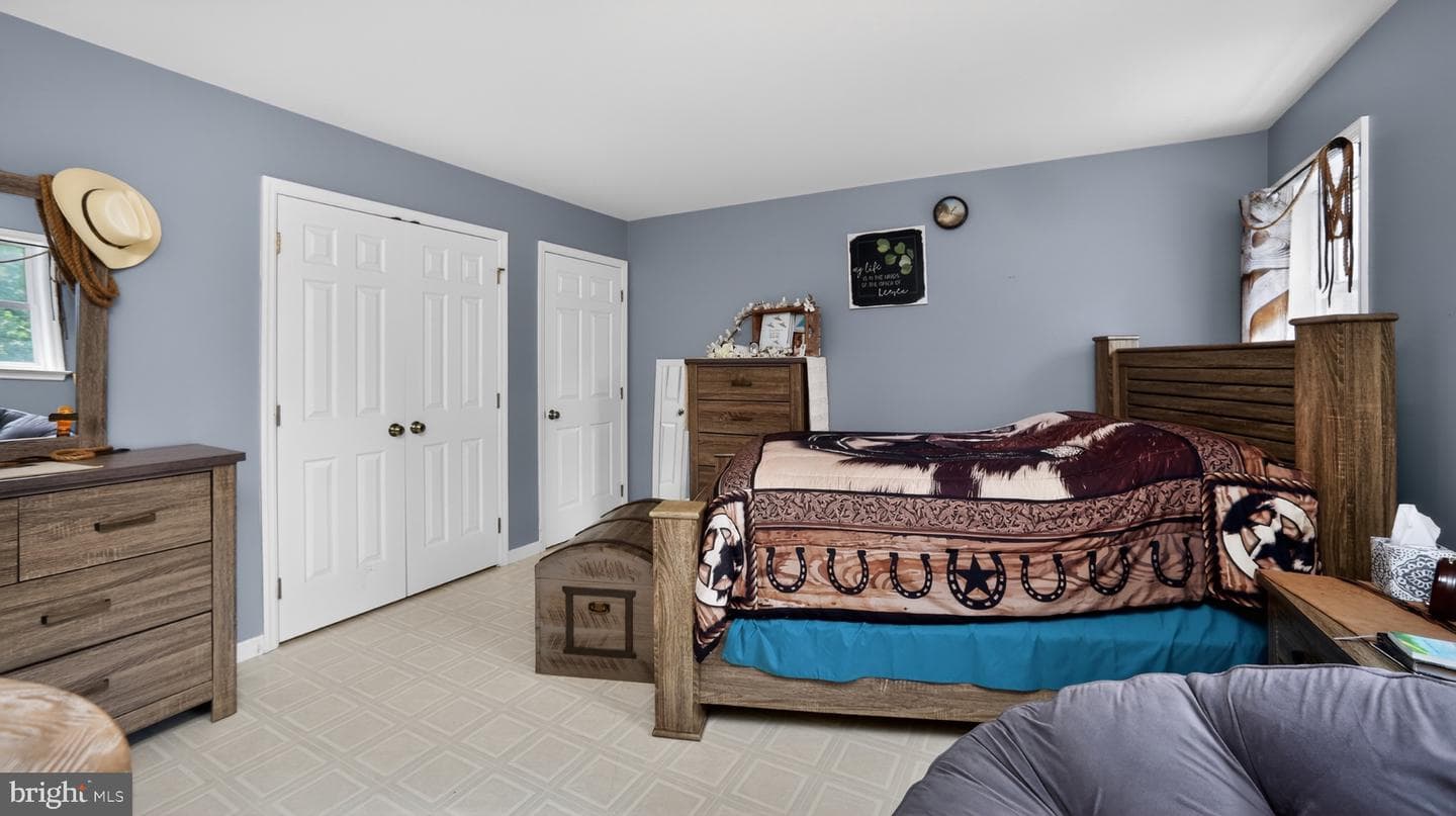 257 Hill Road photo 70