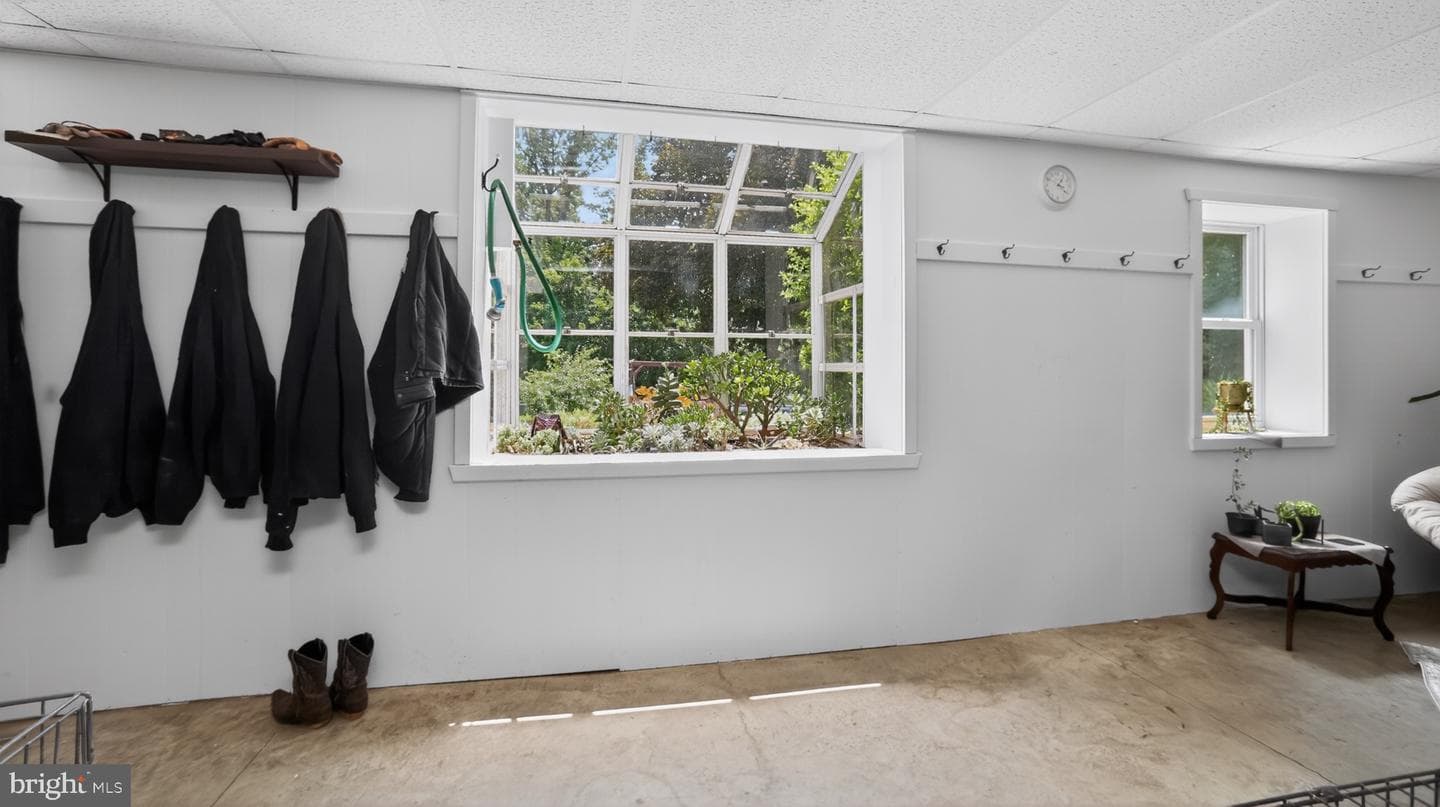 257 Hill Road photo 72
