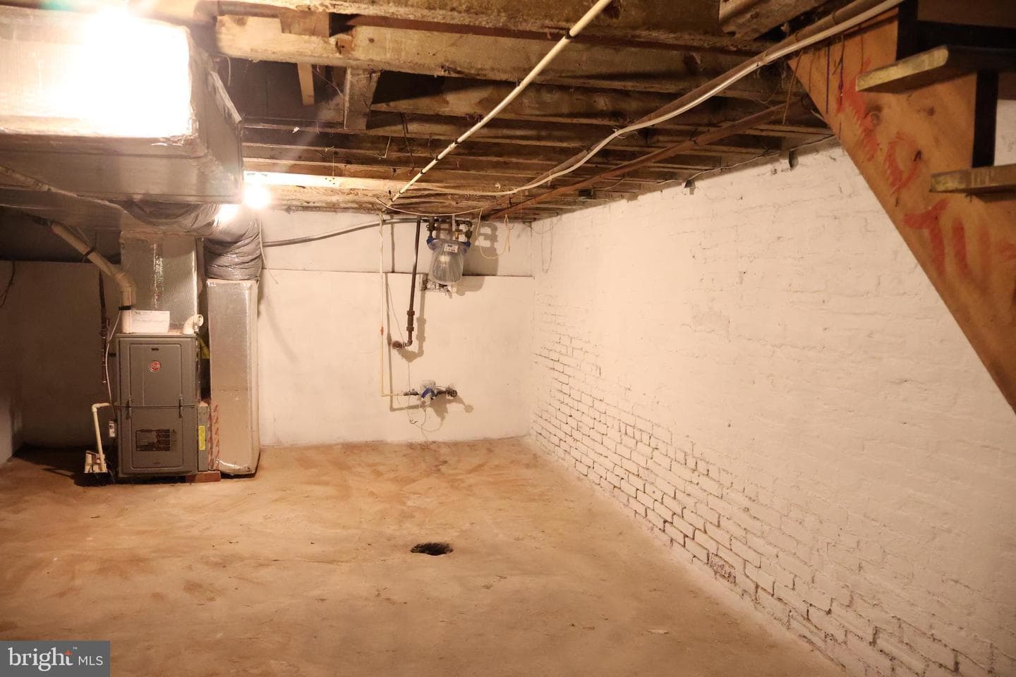 540 Green Street photo 17