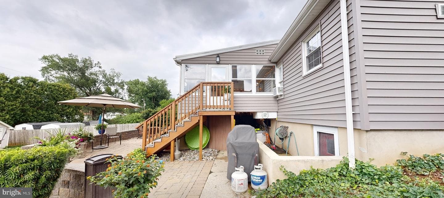 311 Lemon Street photo 36