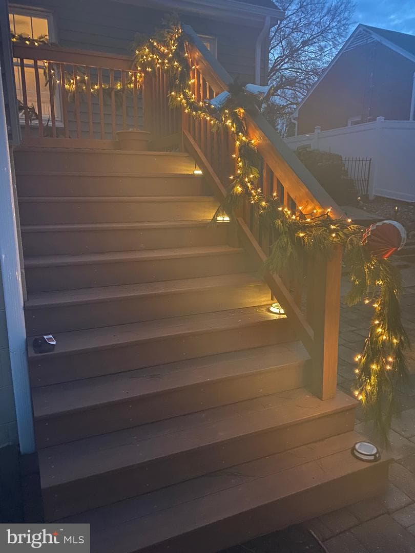 311 Lemon Street photo 42