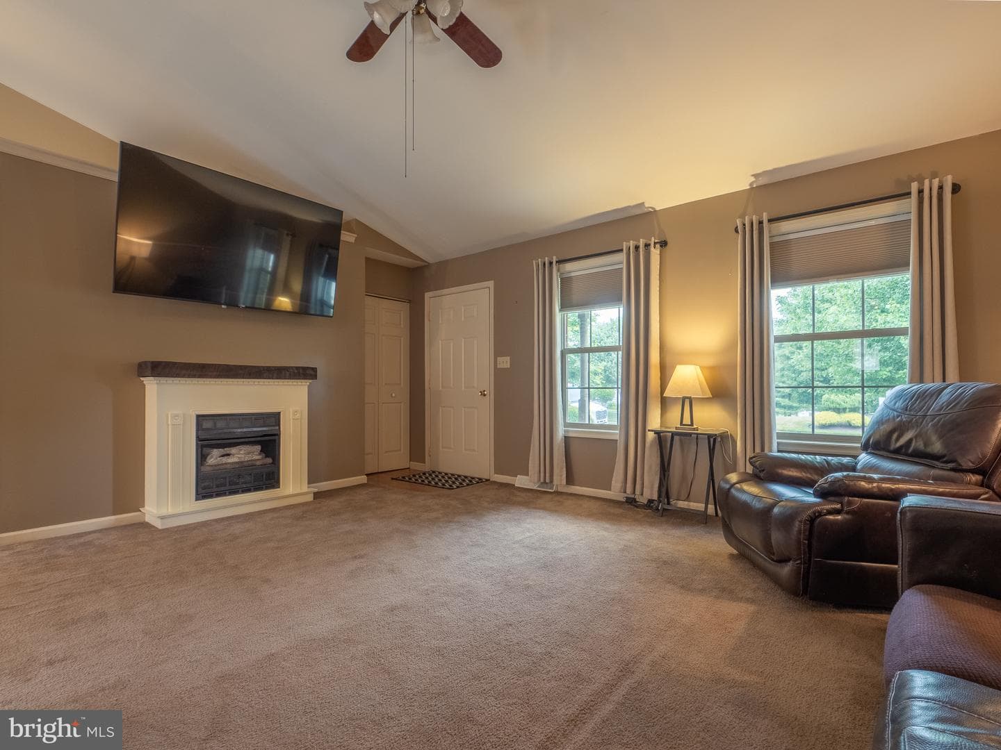 255 Elsie Lane photo 12