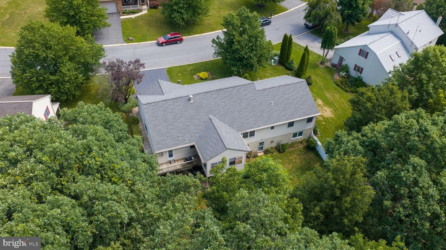 225 Country Drive photo 14