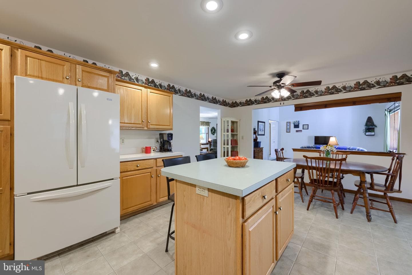 225 Country Drive photo 26