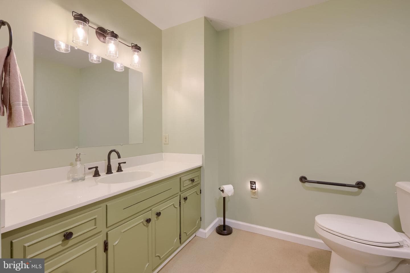 225 Country Drive photo 54