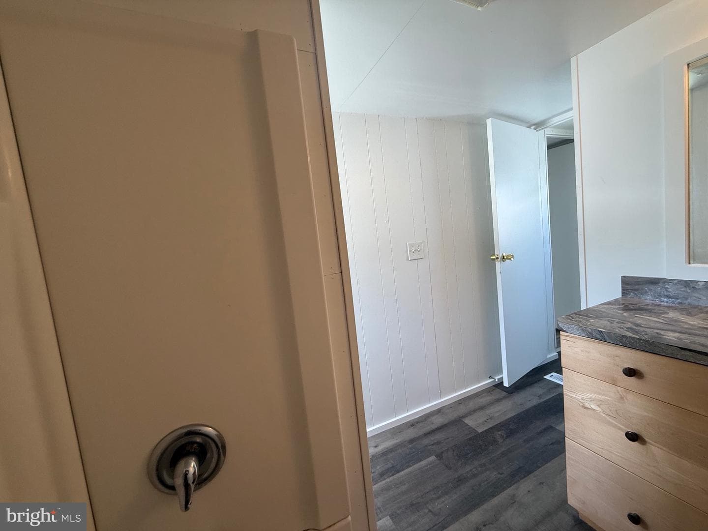 14 Hilltop Avenue photo 27
