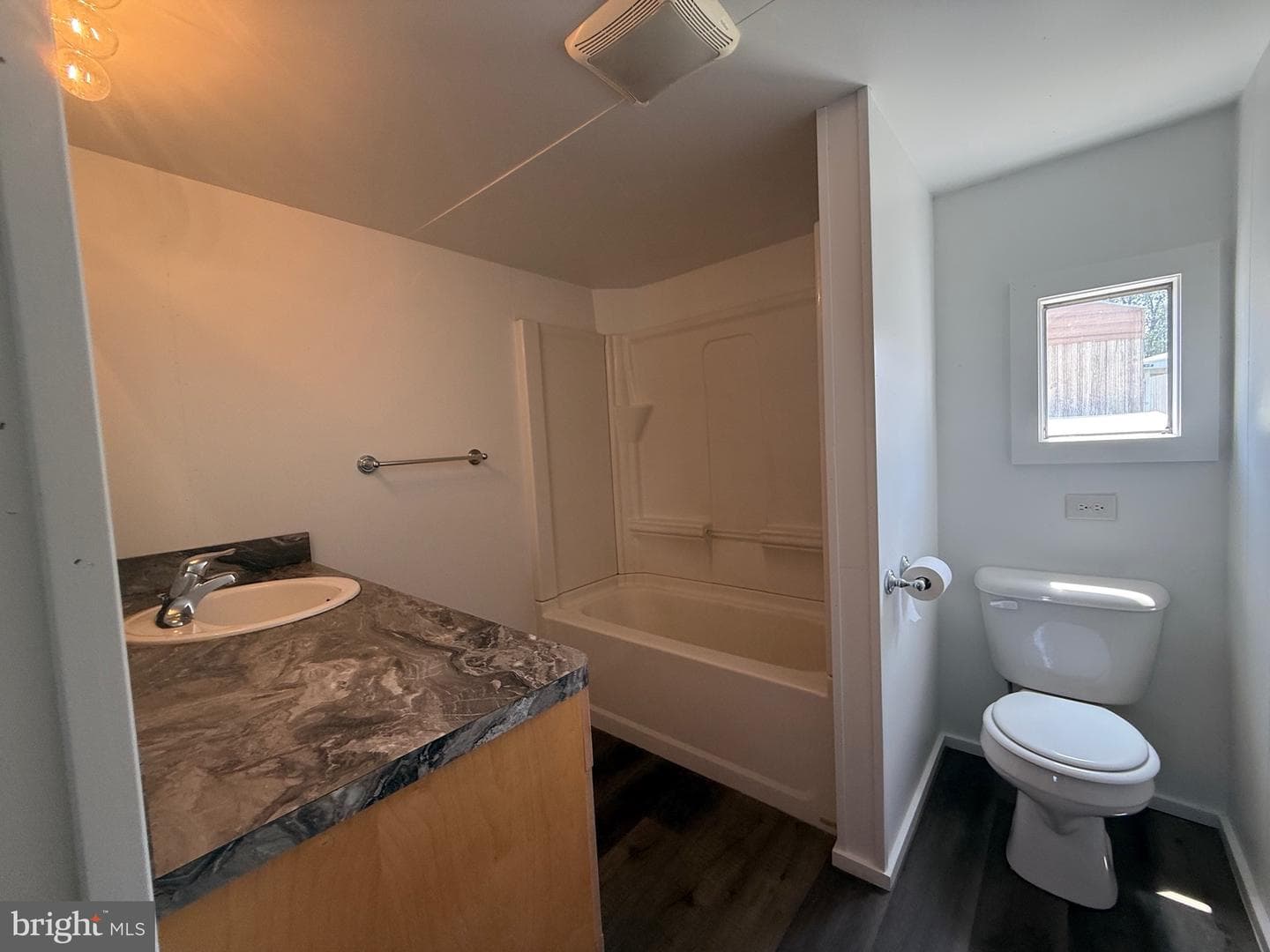 14 Hilltop Avenue photo 30