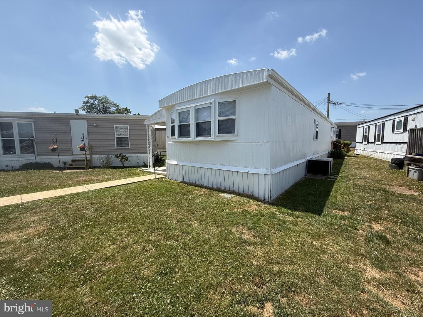 14 Hilltop Avenue photo 48