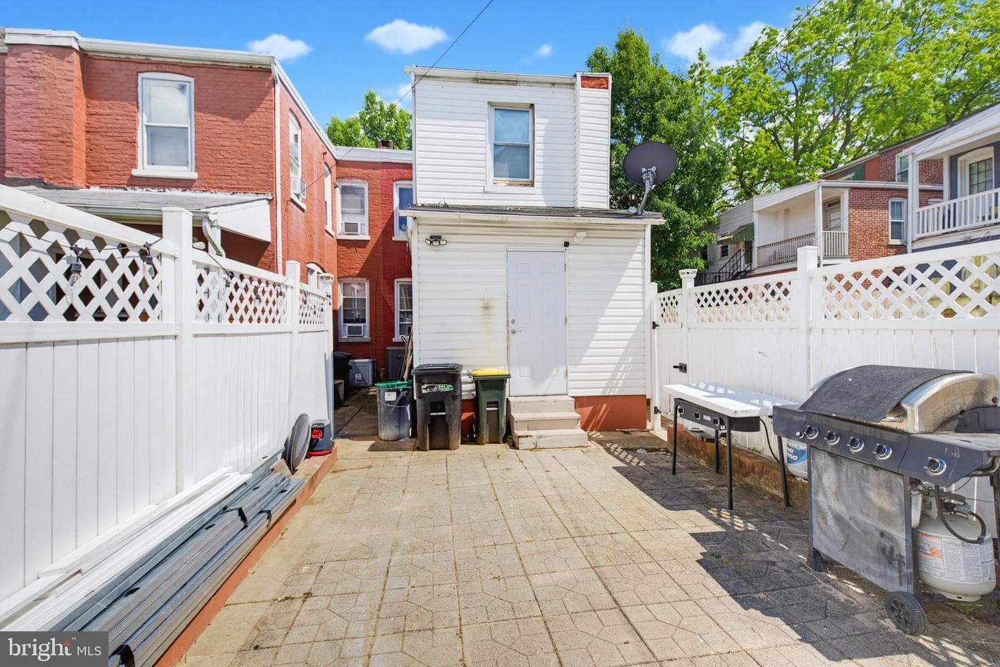 413 Hamilton Street photo 26