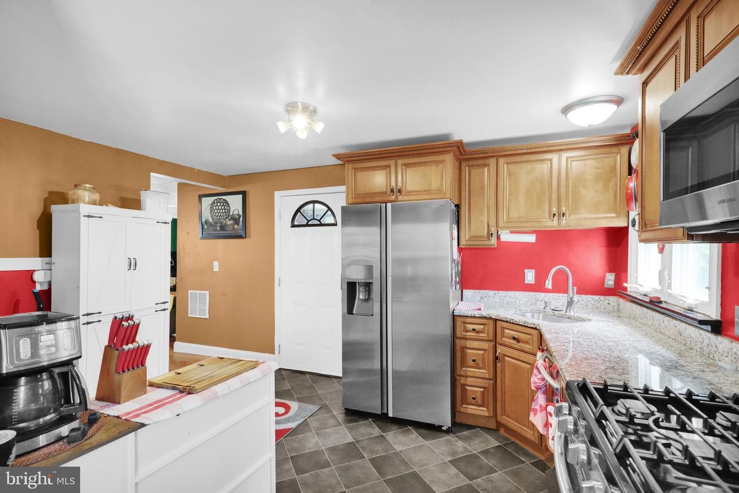 724 Rohrerstown Road photo 14