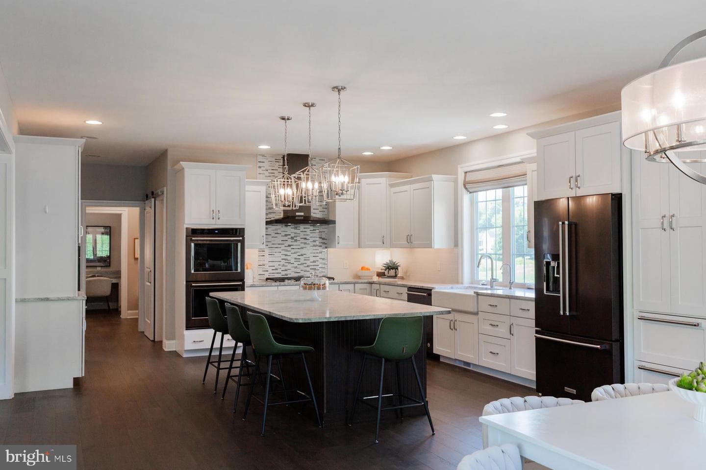 425 E Delp Road photo 12