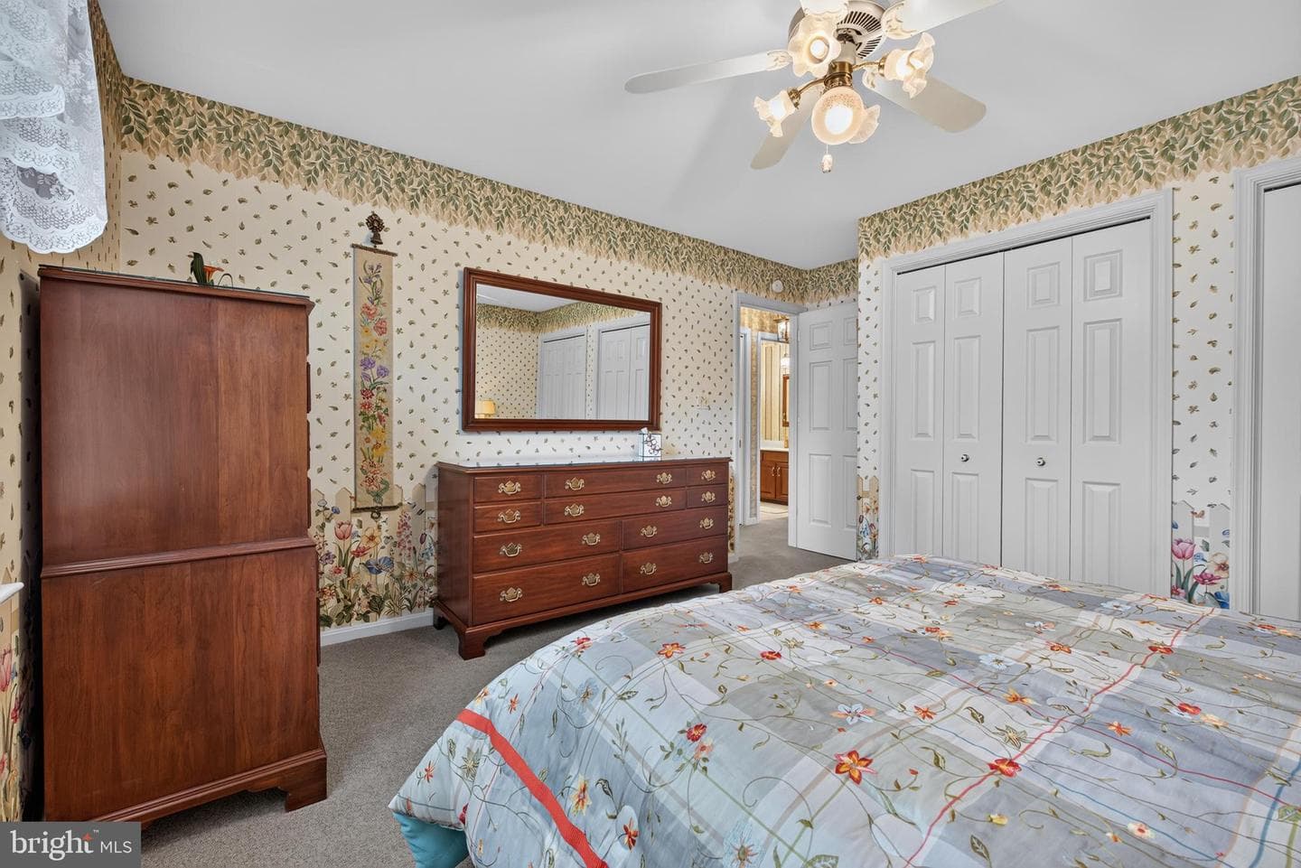 56 N Whisper Lane photo 33