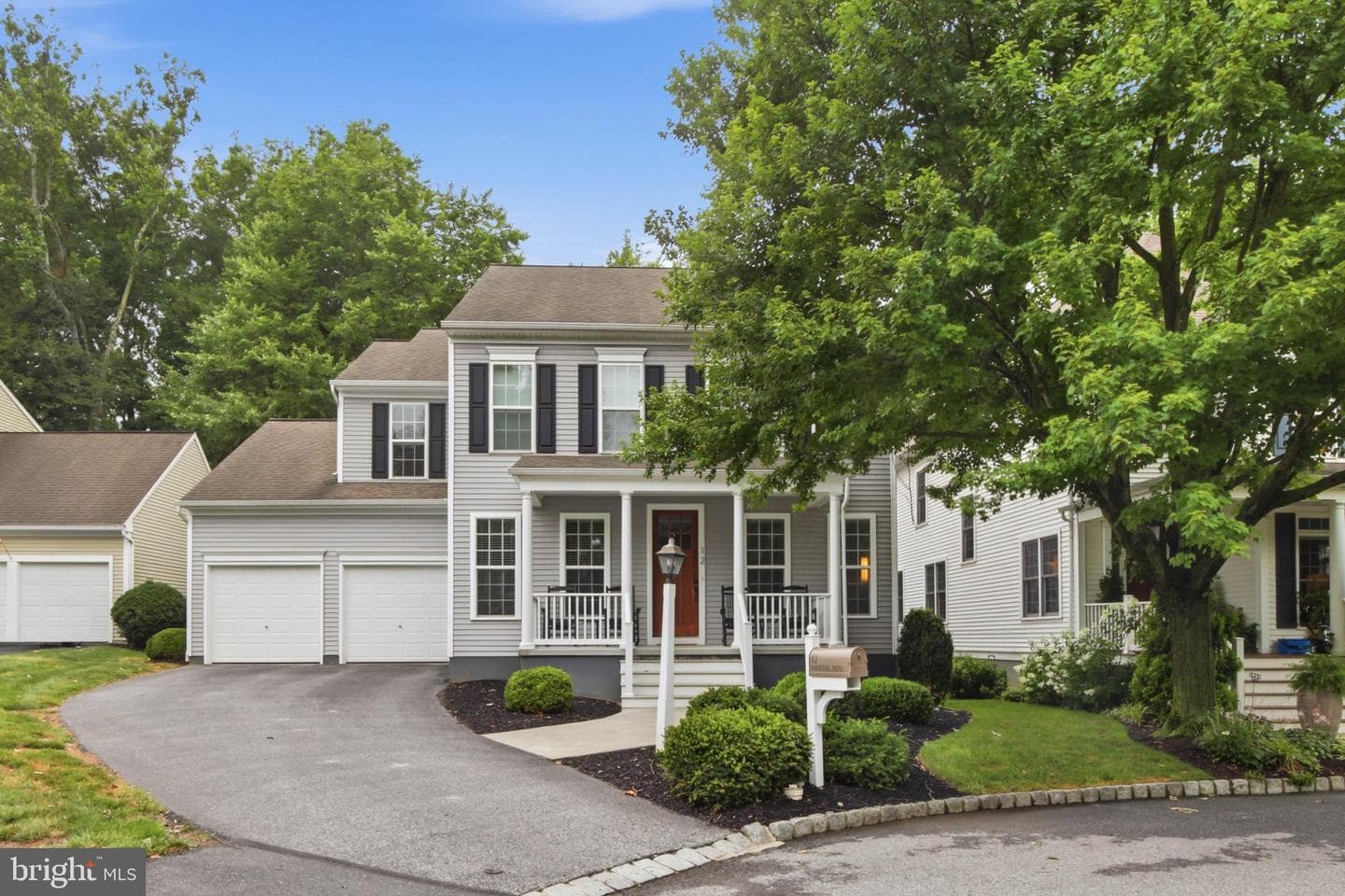 12 White Tail Path, Lancaster