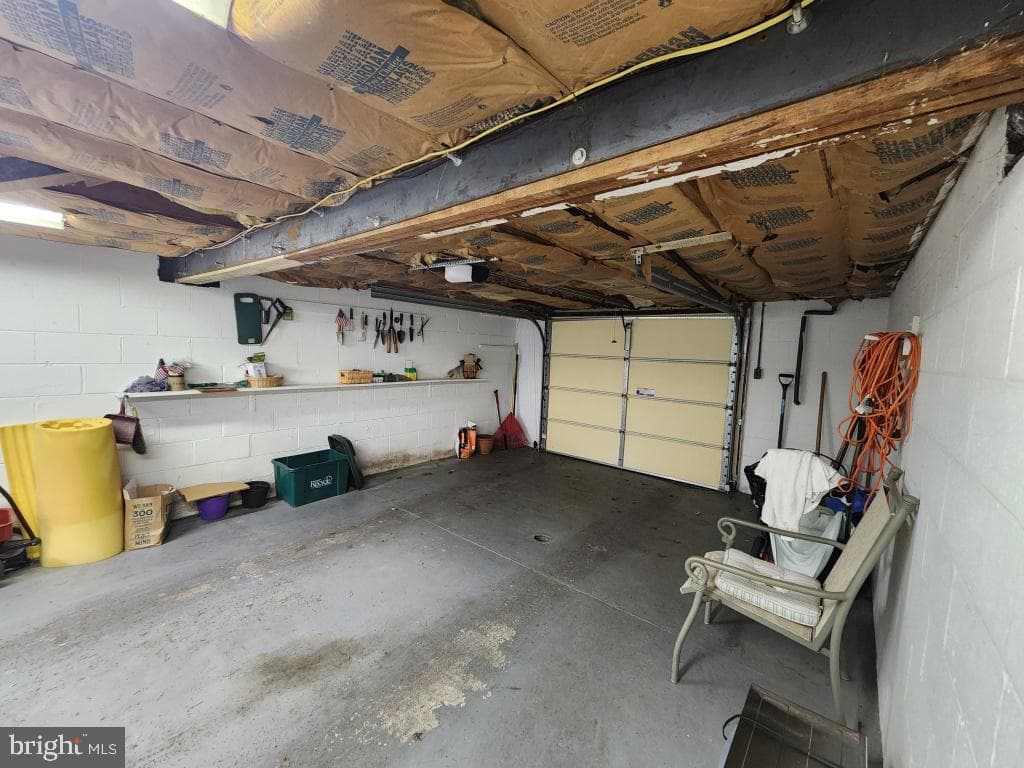 341 N Broad Street photo 22
